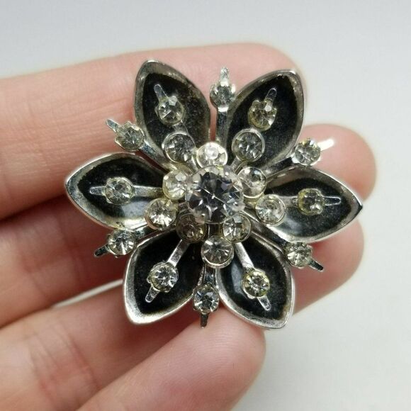 Vintage Coro Black Enamel and Silver Tone Flower Brooch, Retro Signed Lapel Pin - Picture 1 of 7